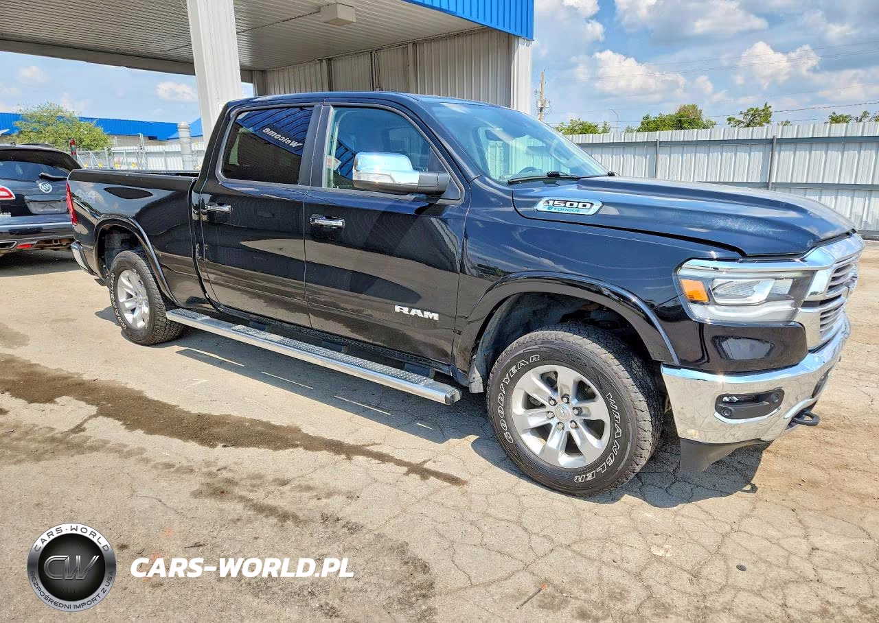 2022 Ram 1500 Laramie VIN:1C6RRFRG8NN425712 - 4