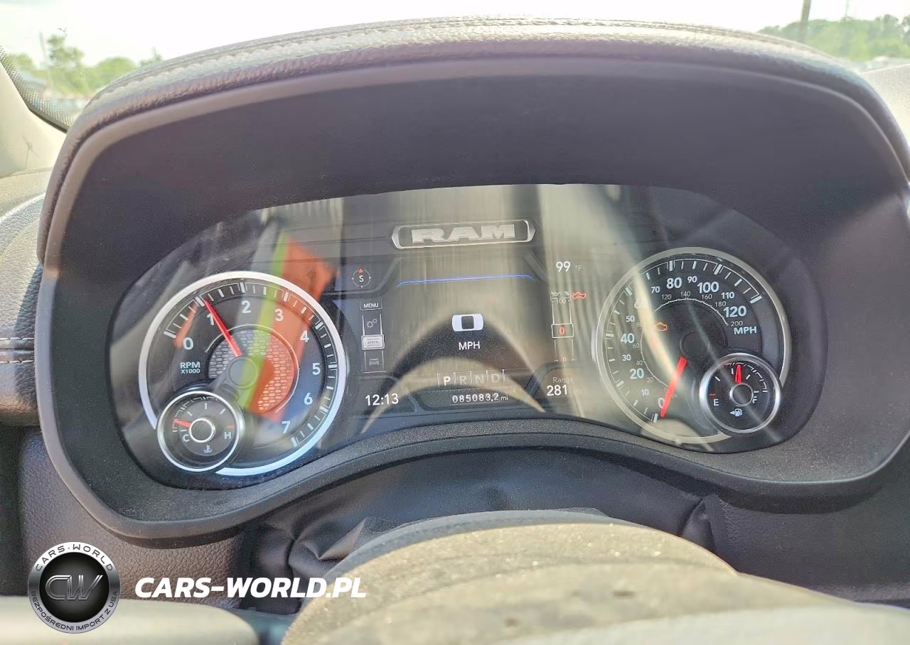 2022 Ram 1500 Laramie VIN:1C6RRFRG8NN425712 - 9