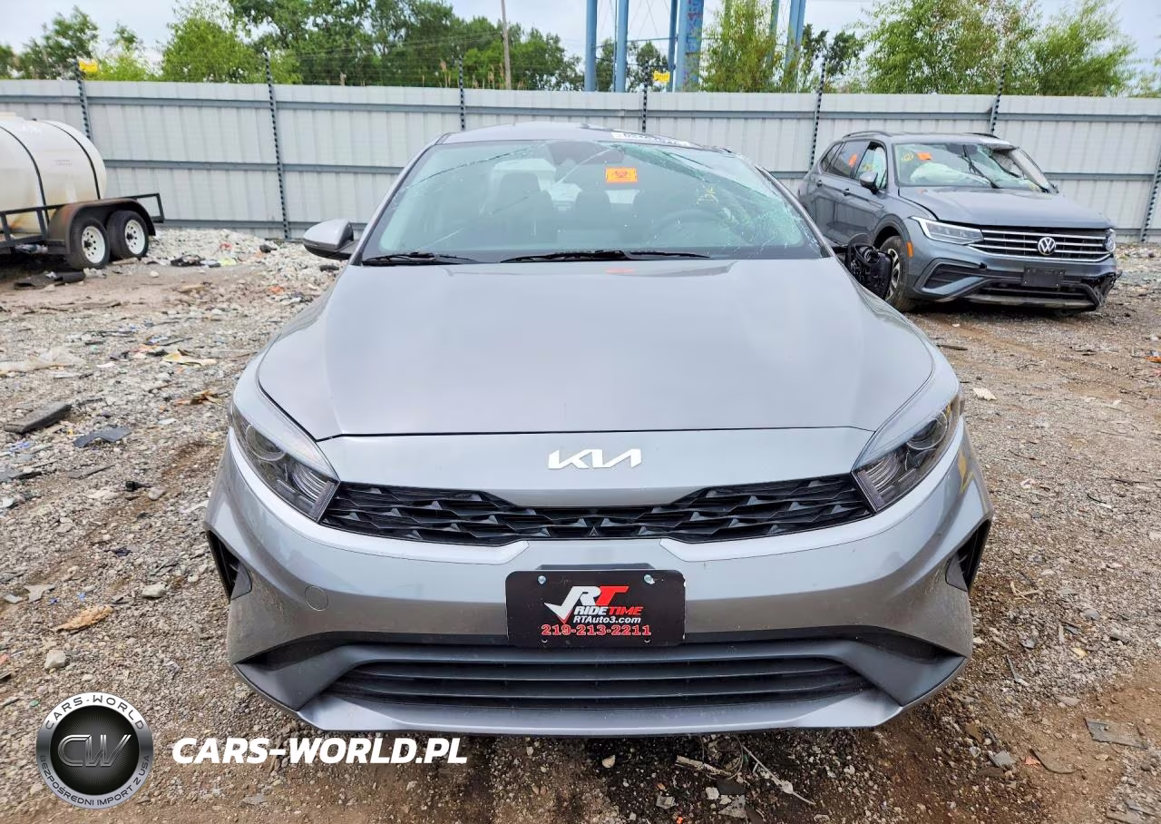 2024 Kia Forte Lxs VIN:3KPF24AD2RE726007 - 5