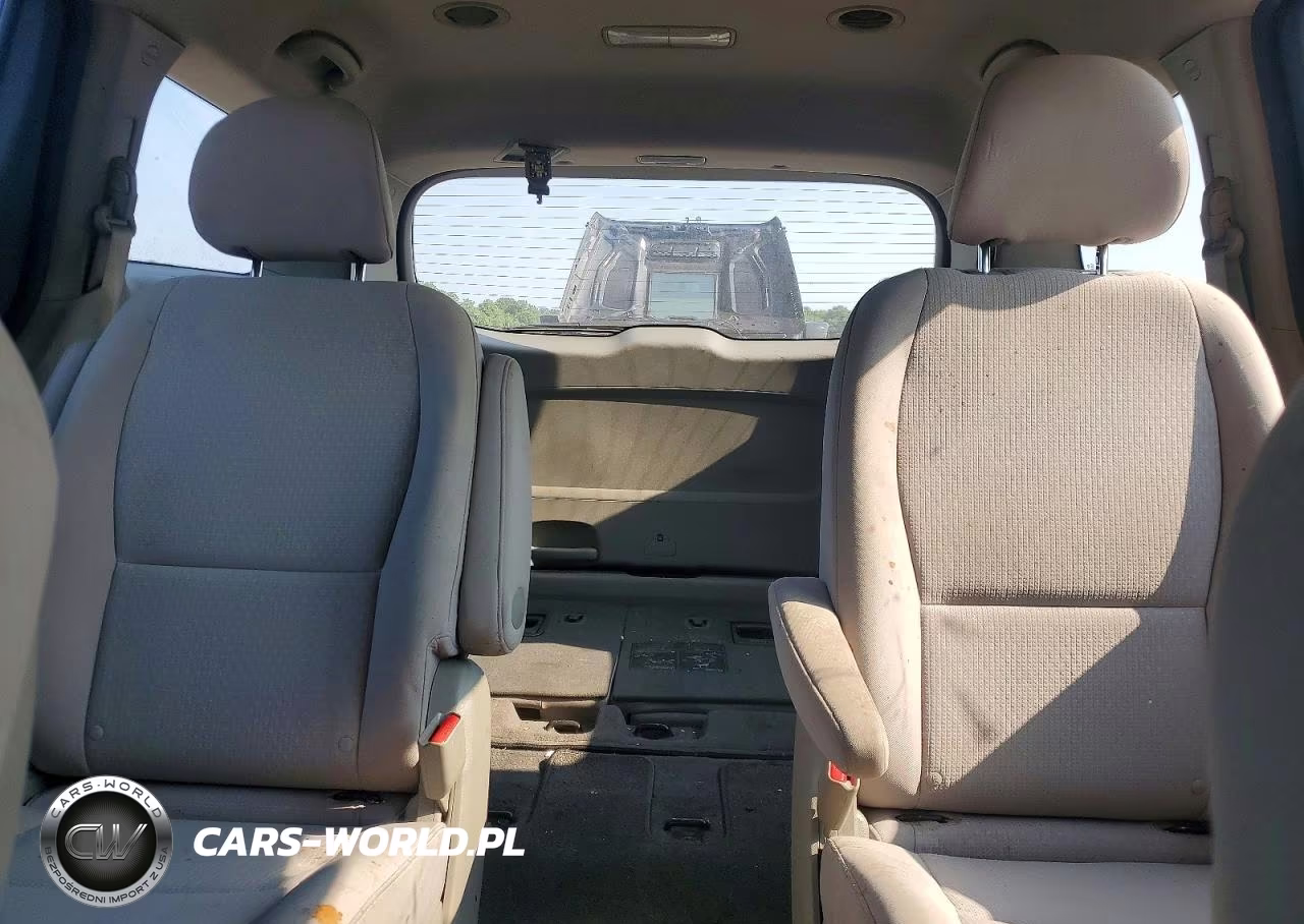 2017 Kia Sedona L VIN:KNDMA5C15H6258409 - 10