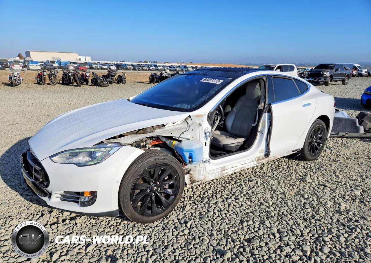 2015 Tesla Model S 85D