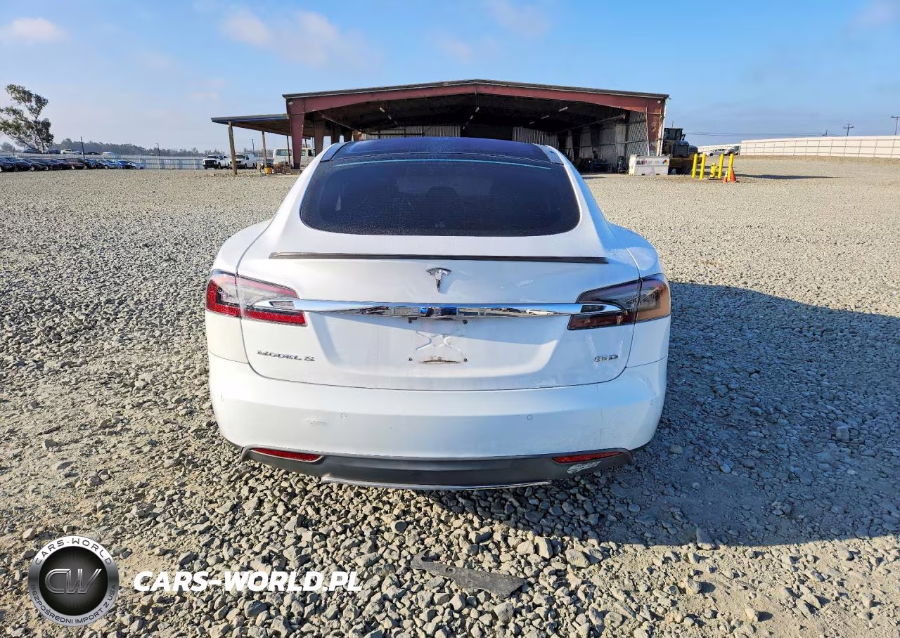 2015 Tesla Model S 85D VIN:5YJSA1H26FFP78010 - 6