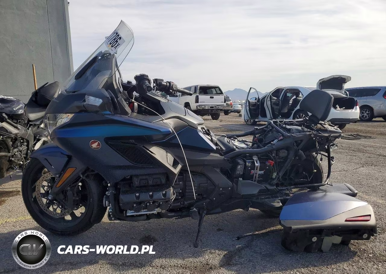 2021 Honda Gl1800 B VIN:JH2SC7946MK300013 - 3
