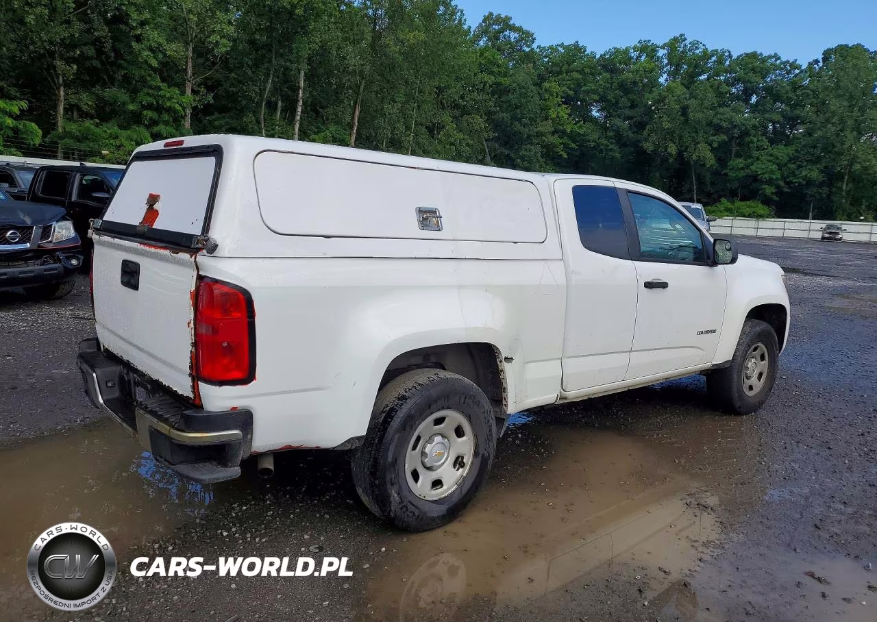2019 Chevrolet Colorado VIN:1GCHSBEA0K1281756 - 3