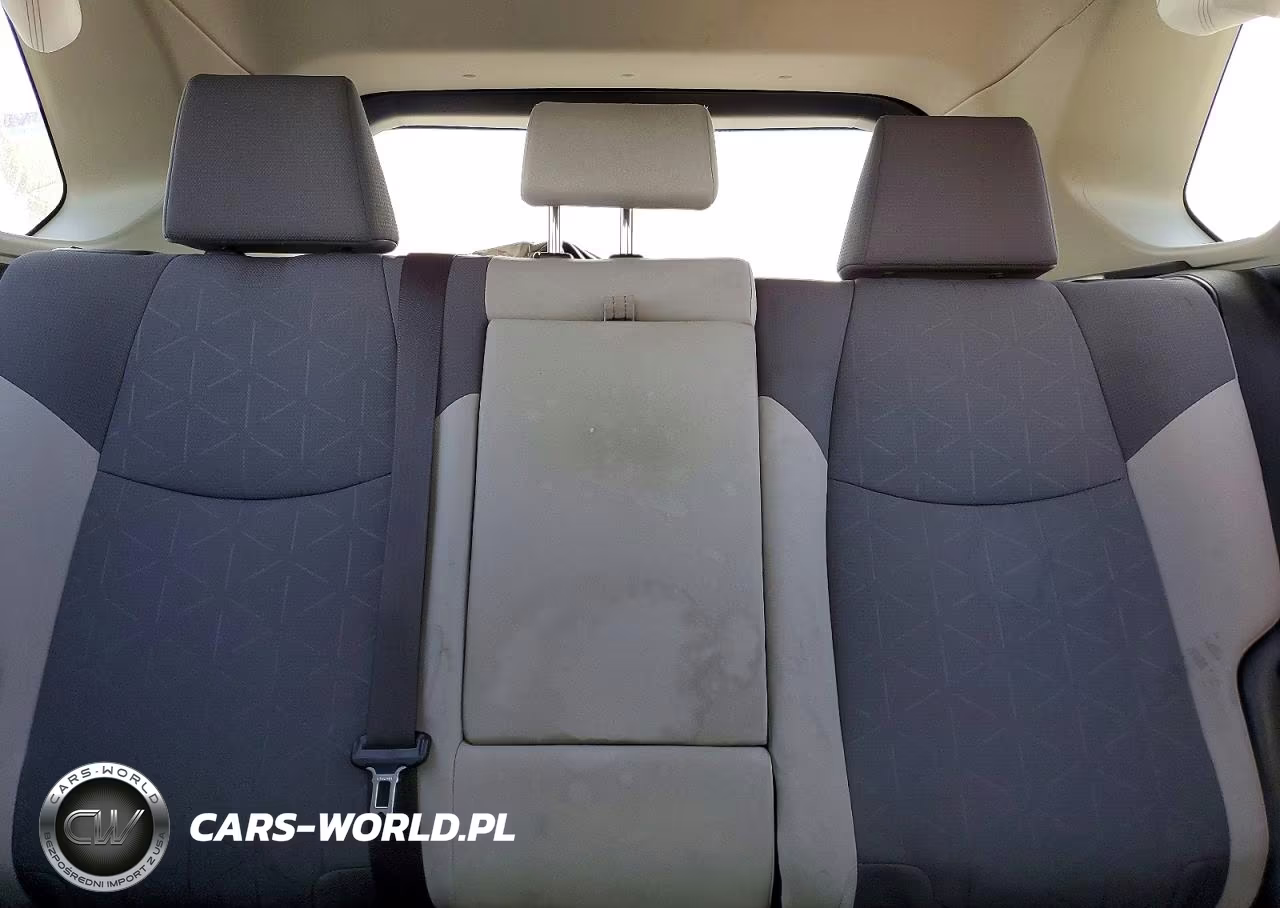 2019 Toyota Rav4 Xle VIN:JTMW1RFV4KD511396 - 10