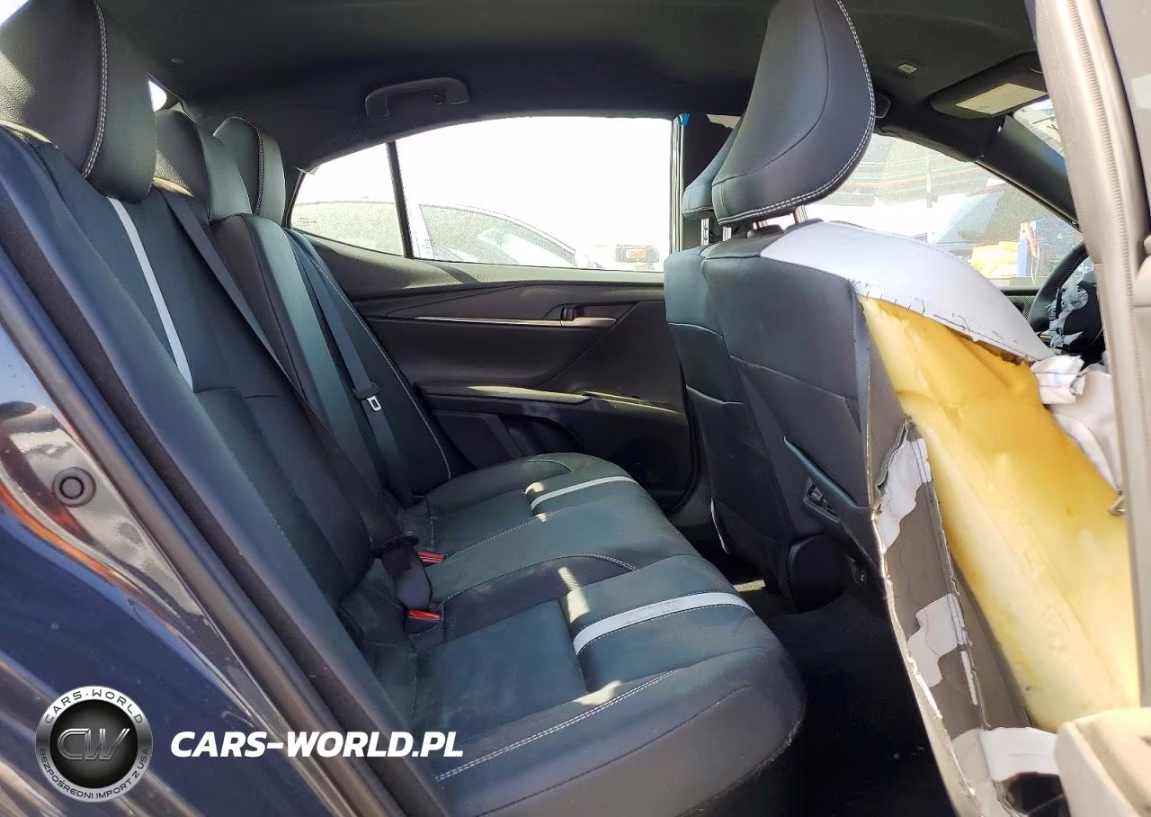 2025 Toyota Camry Se VIN:4T1DAACK2SU169137 - 10