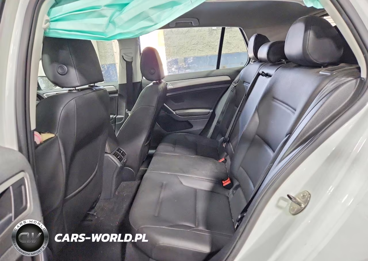 2015 Volkswagen Golf VIN:3VW217AUXFM031646 - 10