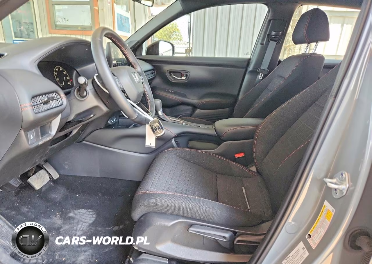 2026 Honda Hr-V Sport VIN:3CZRZ2H50TM752897 - 7