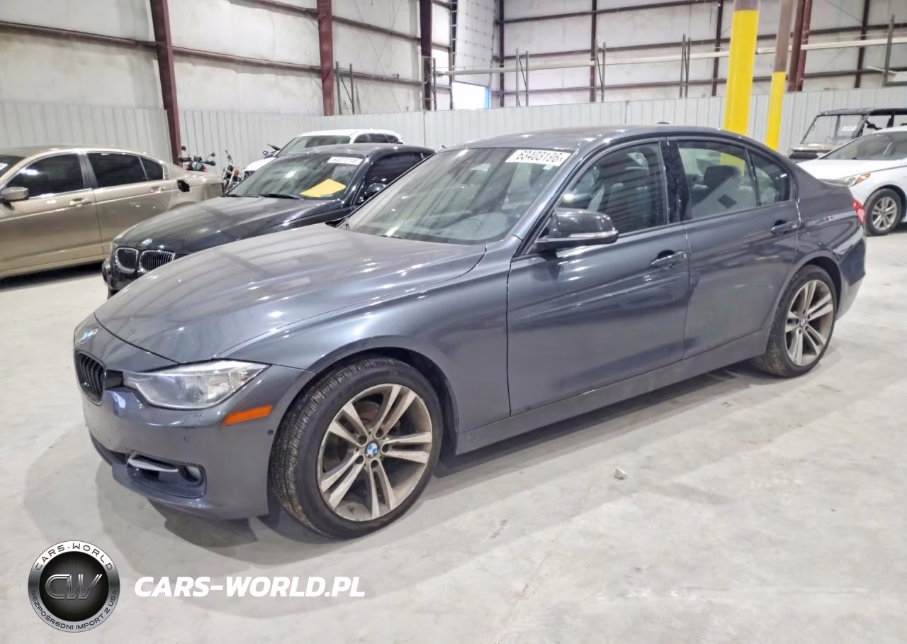 2013 BMW 328 Xi – zdjęcie 1 z 12