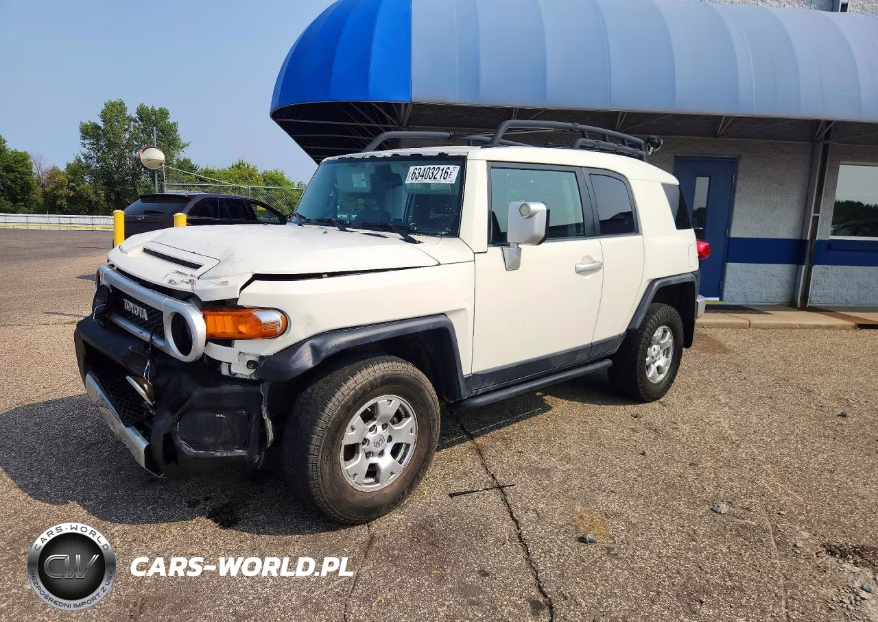 2011 Toyota Fj Cruiser Base