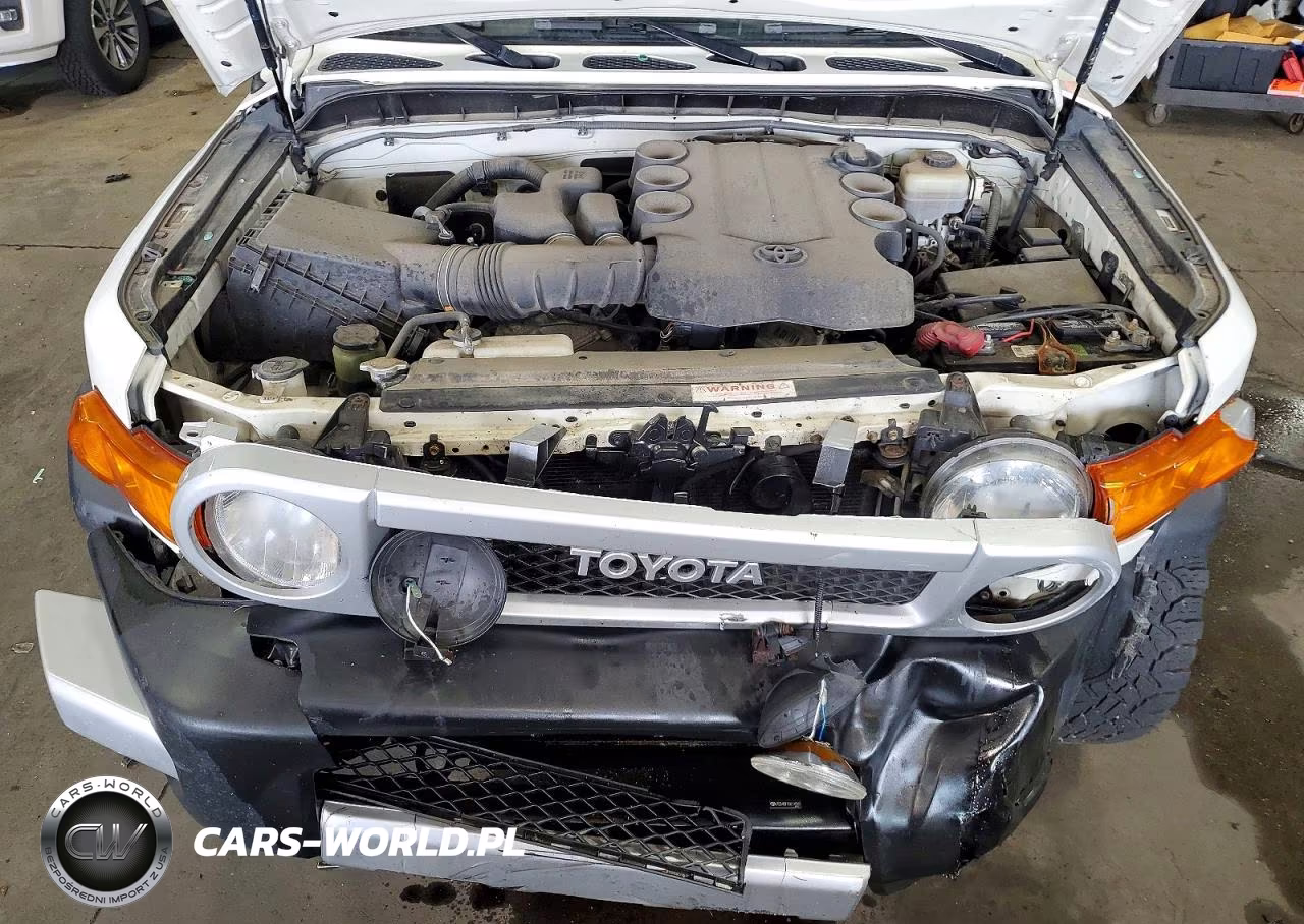 2011 Toyota Fj Cruiser Base VIN:JTEBU4BF5BK108249 - 12