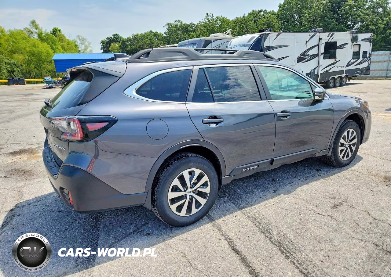 2020 Subaru Outback Premium VIN:4S4BTACC3L3248253 - 3
