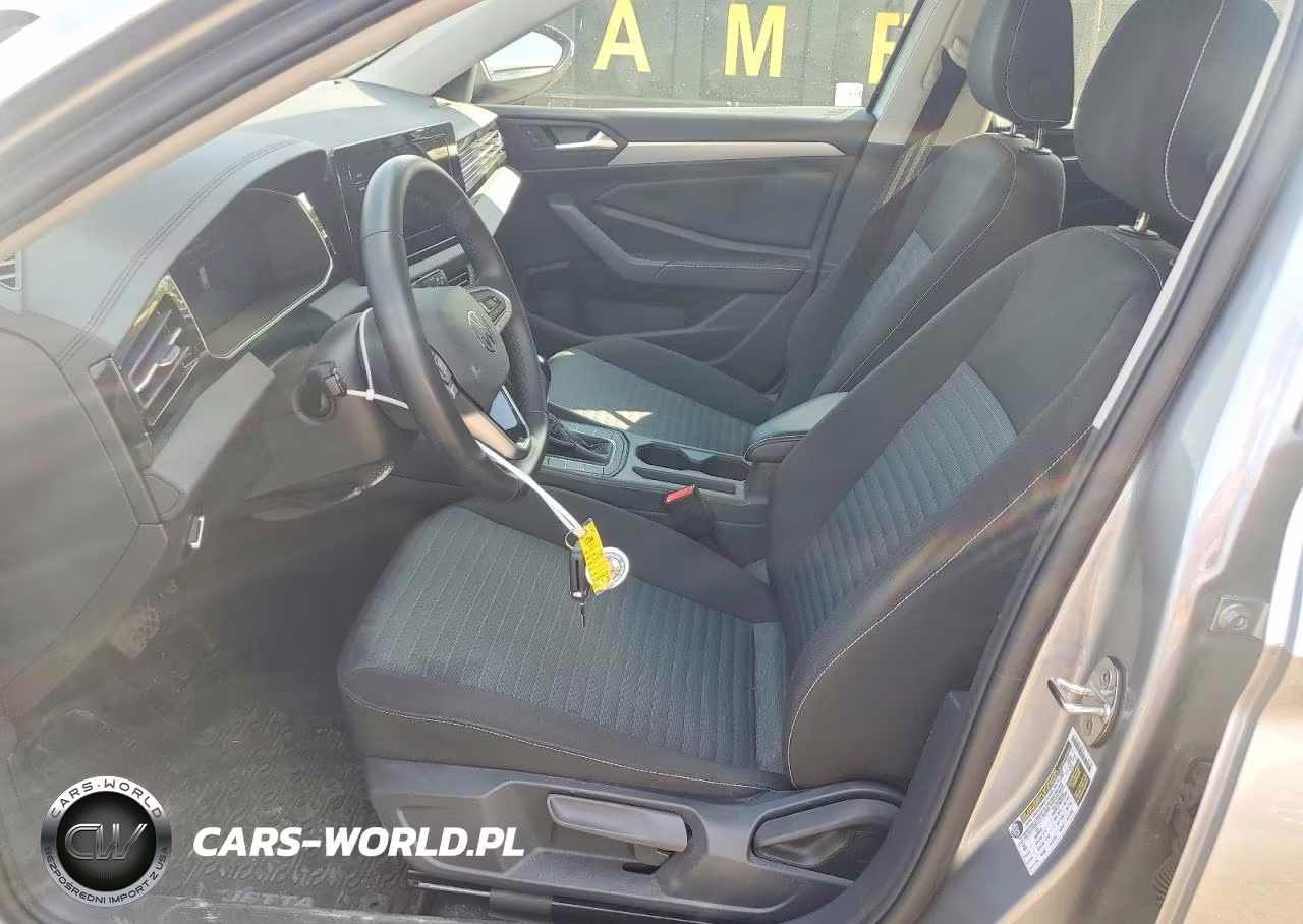 2026 Volkswagen Jetta S VIN:3VW5W7BUXTM040484 - 7
