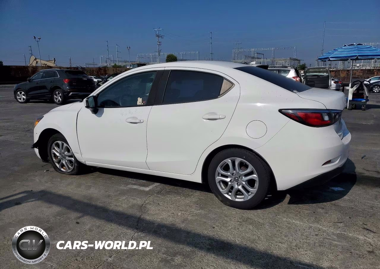 2017 Toyota Yaris Ia Base VIN:3MYDLBYV9HY184362 - 2