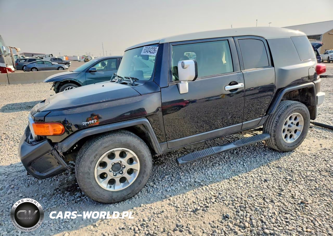 2013 Toyota Fj Cruiser Base