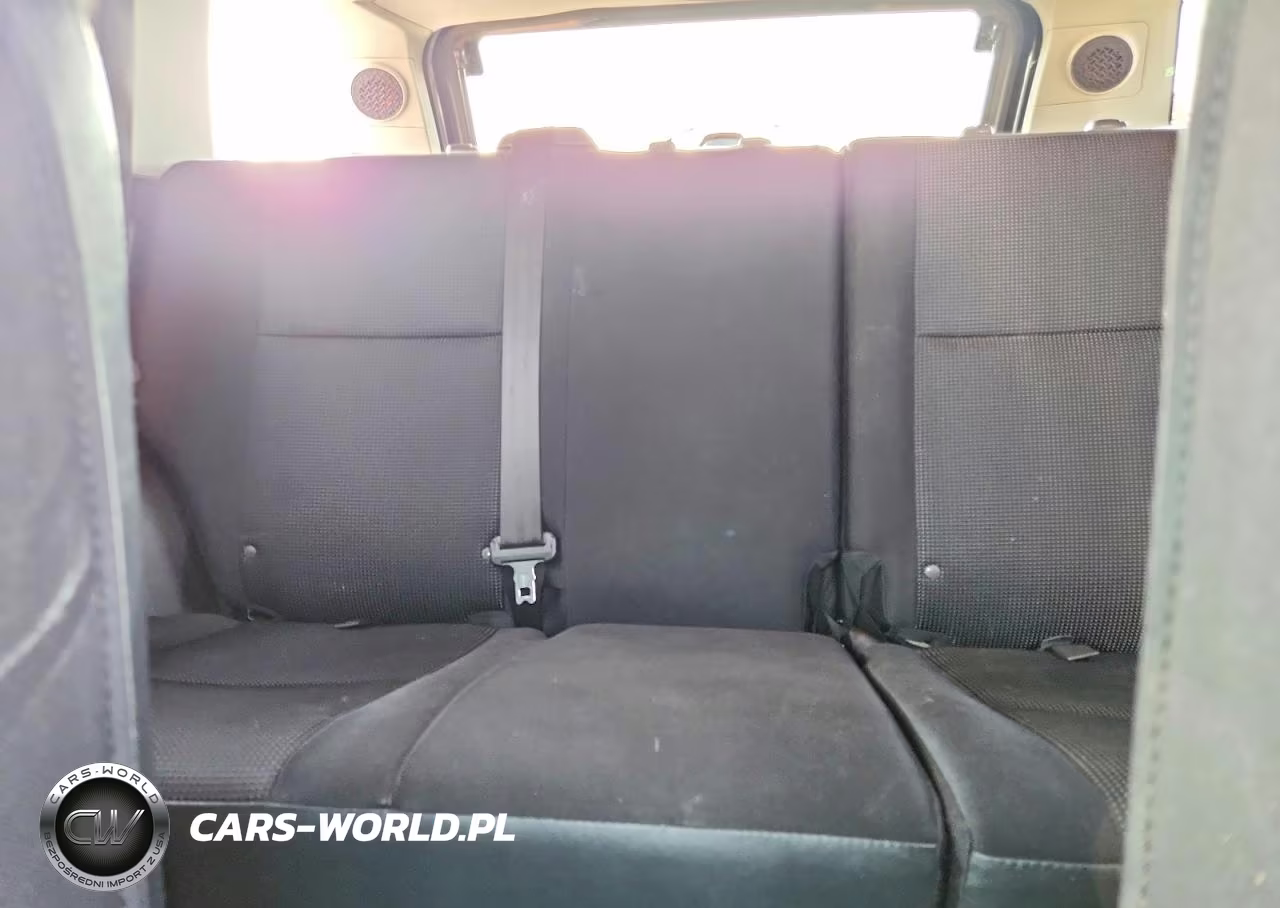 2013 Toyota Fj Cruiser Base VIN:JTEBU4BF2DK150056 - 10