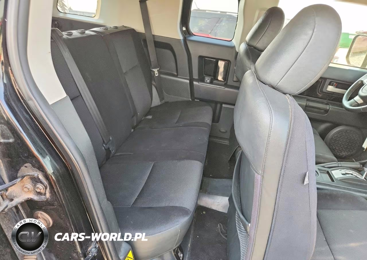 2013 Toyota Fj Cruiser Base VIN:JTEBU4BF2DK150056 - 11