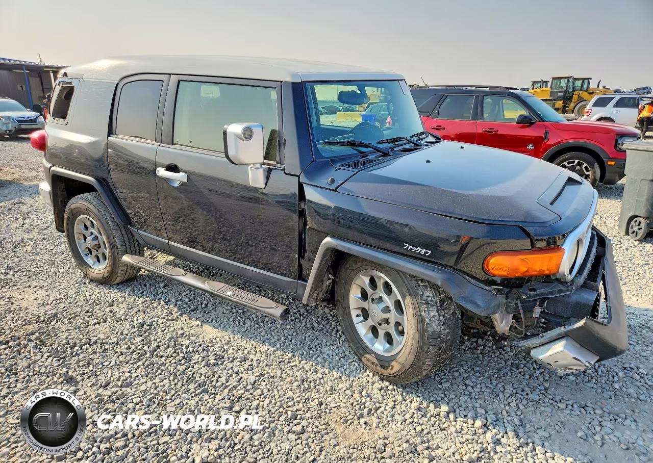 2013 Toyota Fj Cruiser Base VIN:JTEBU4BF2DK150056 - 4
