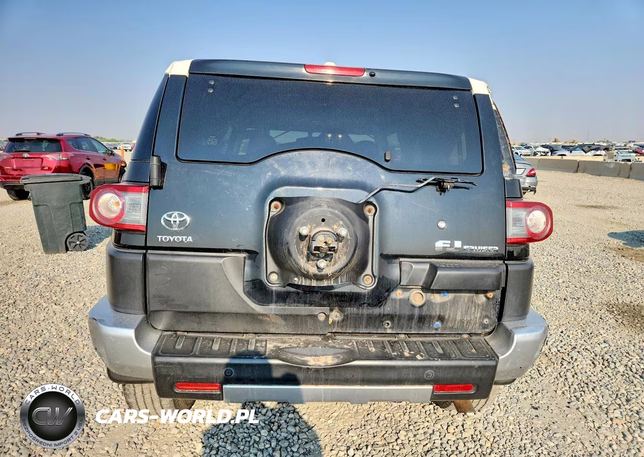 2013 Toyota Fj Cruiser Base VIN:JTEBU4BF2DK150056 - 6