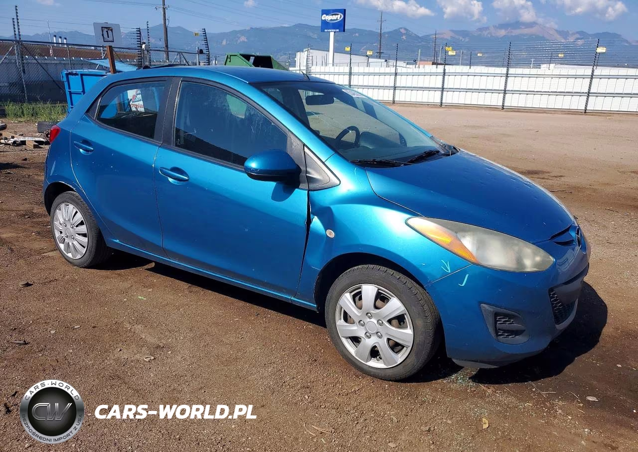 2011 Mazda Mazda2 VIN:JM1DE1HY0B0109922 - 4