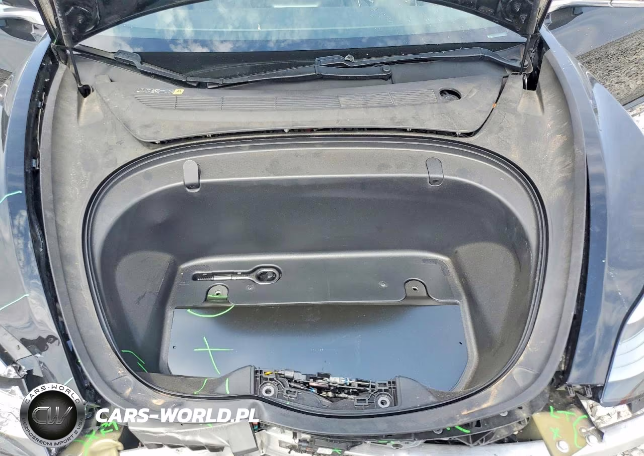 2018 Tesla Model 3 VIN:5YJ3E1EAXJF042216 - 11