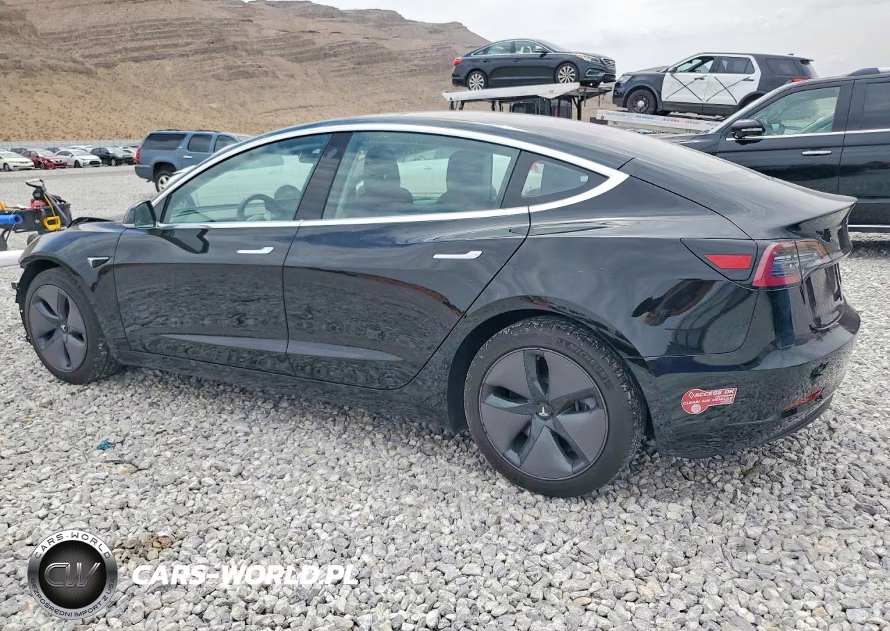 2018 Tesla Model 3 VIN:5YJ3E1EAXJF042216 - 2