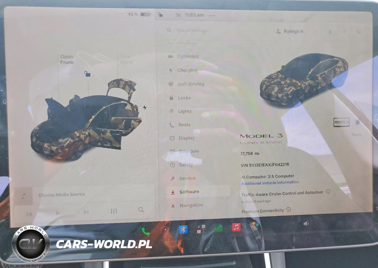2018 Tesla Model 3 VIN:5YJ3E1EAXJF042216 - 9