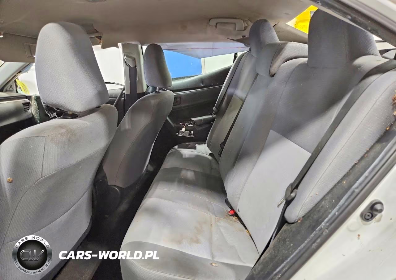 2015 Toyota Corolla L VIN:2T1BURHE3FC335771 - 10