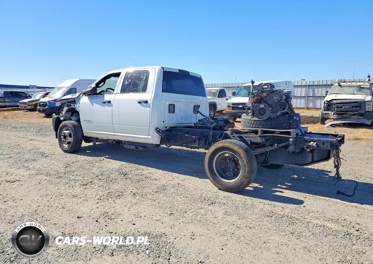 2022 Ram 3500 VIN:3C7WRSCL6NG136656 - 2