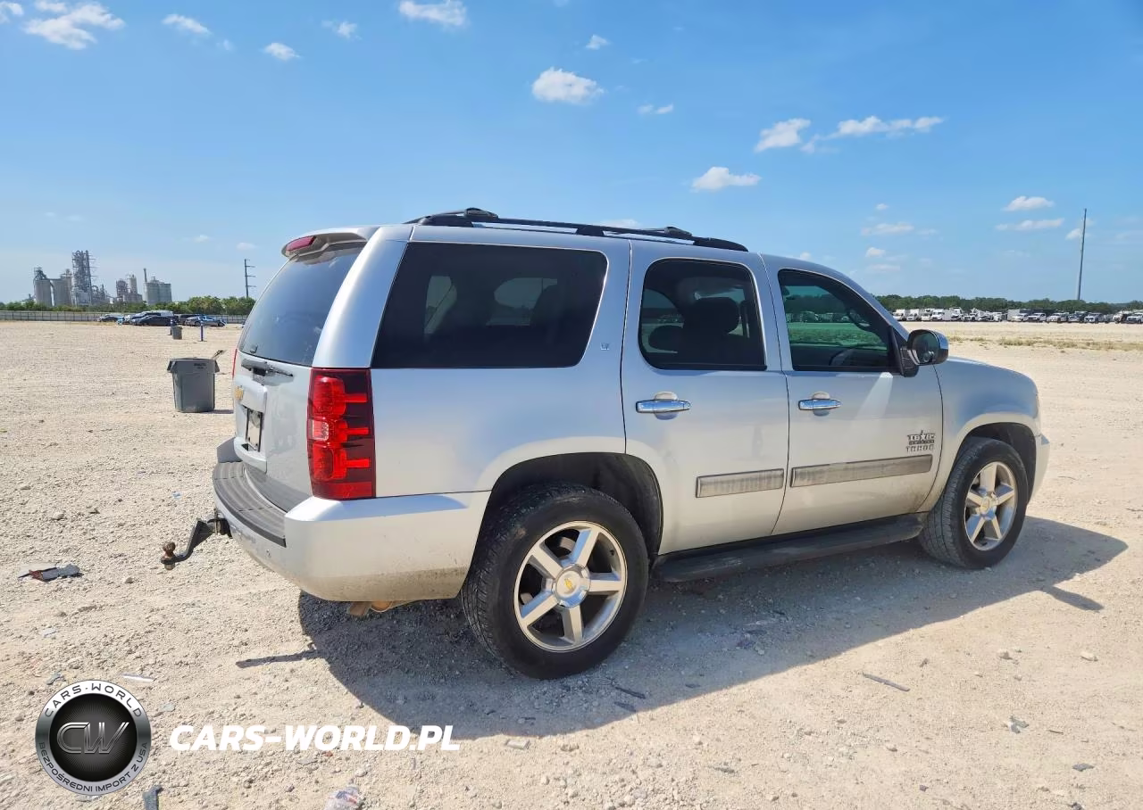 2014 Chevrolet Tahoe C1500 Lt VIN:1GNSCBE02ER140873 - 3