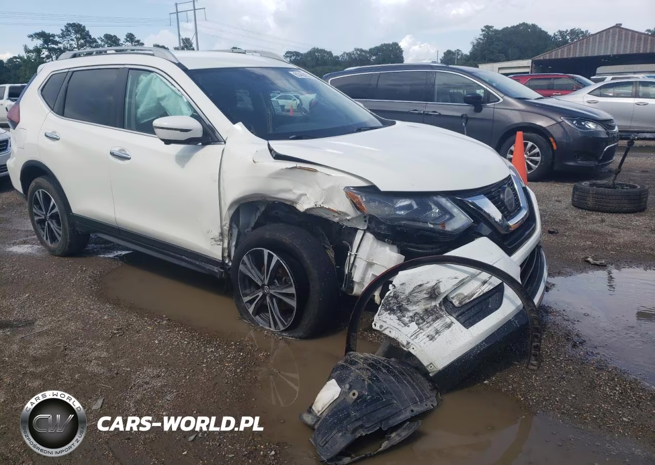 2020 Nissan Rogue S VIN:5N1AT2MV0LC777872 - 4