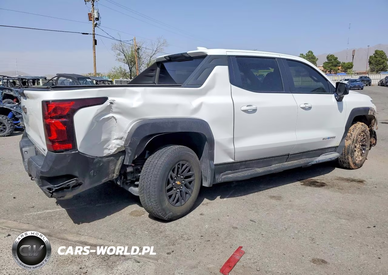 2024 Chevrolet Silverado VIN:1GC10VEL7RU205566 - 3