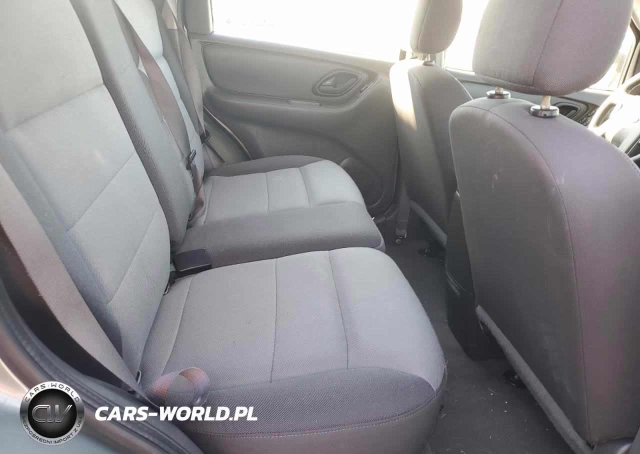 2005 Ford Escape Xls VIN:1FMYU02Z15DA05657 - 10