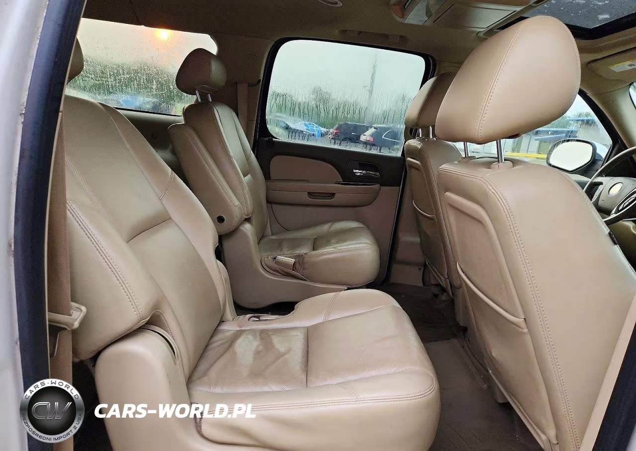 2010 Chevrolet Suburban K1500 Ltz VIN:1GNUKKE31AR273981 - 11