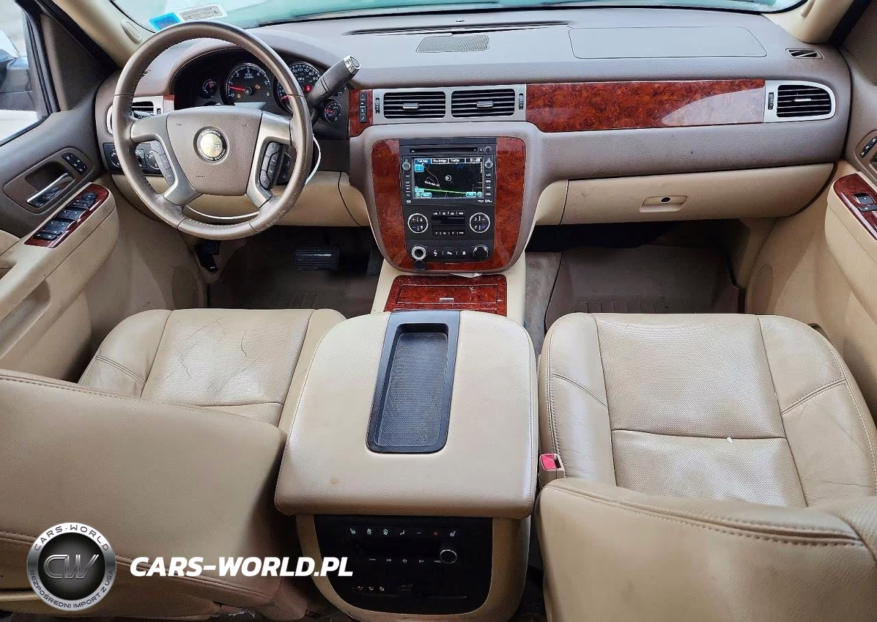 2010 Chevrolet Suburban K1500 Ltz VIN:1GNUKKE31AR273981 - 8