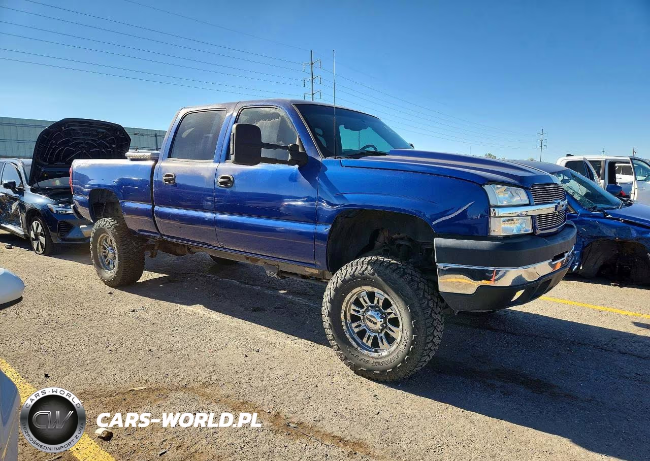 2004 Chevrolet Silverado K2500 Heavy Duty VIN:1GCHK231X4F150004 - 4