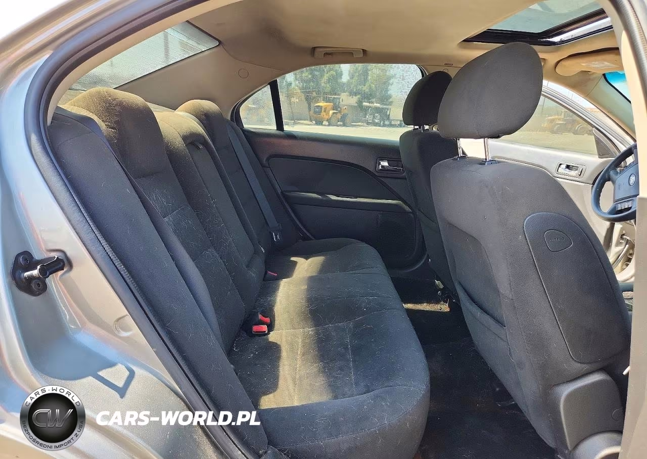 2008 Ford Fusion Se VIN:3FAHP07ZX8R212814 - 10