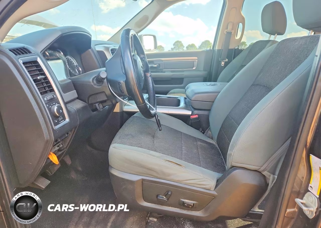 2018 Ram 1500 Slt VIN:3C6RR7LT4JG227837 - 7