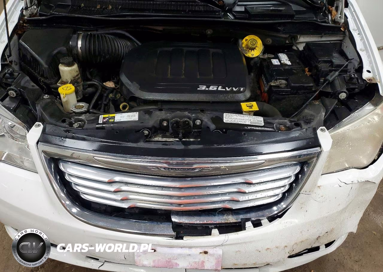 2013 Chrysler Town & Country Touring VIN:2C4RC1BG0DR820931 - 12