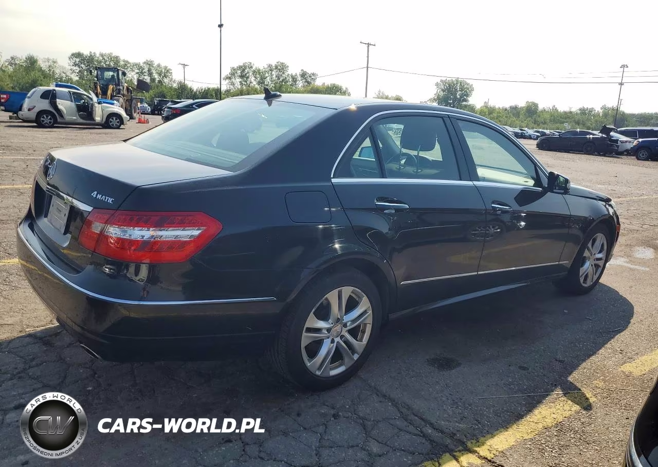 2010 Mercedes-Benz E 350 4Matic VIN:WDDHF8HBXAA098834 - 3