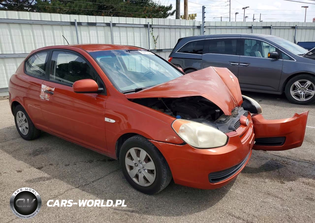 2010 Hyundai Accent Gs VIN:KMHCM3AC8AU161875 - 4