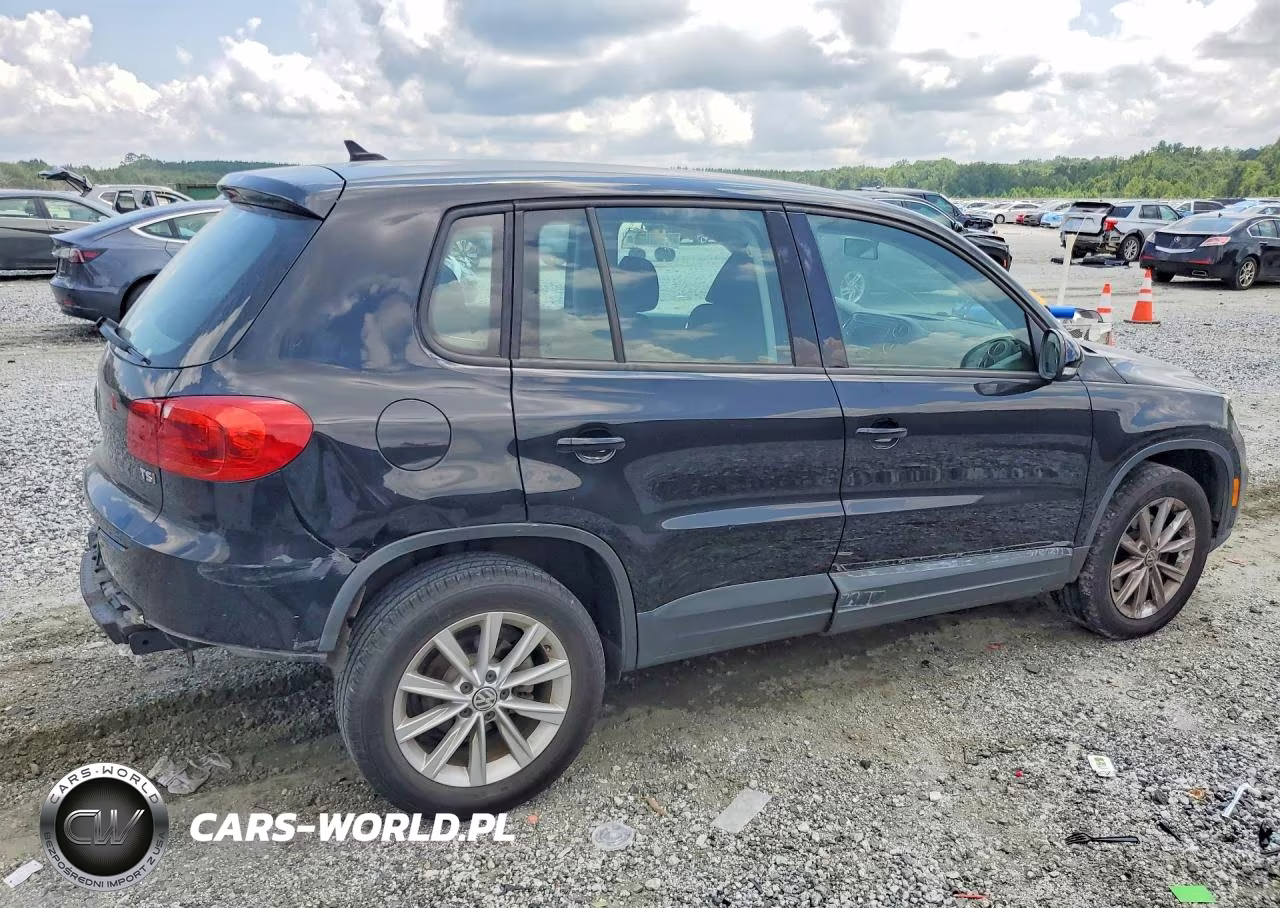 2017 Volkswagen Tiguan S VIN:WVGAV7AX5HK050799 - 3