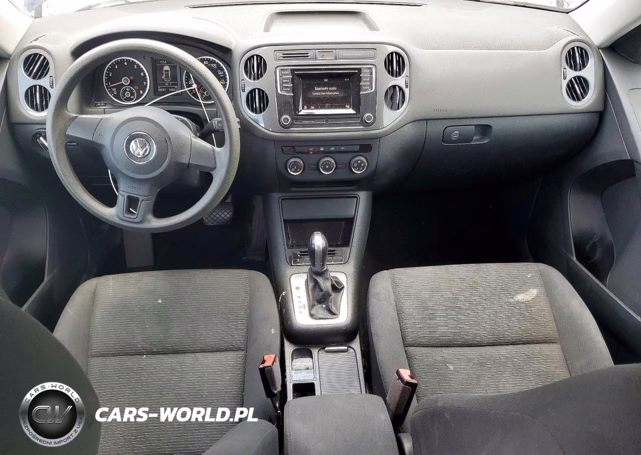 2017 Volkswagen Tiguan S VIN:WVGAV7AX5HK050799 - 8