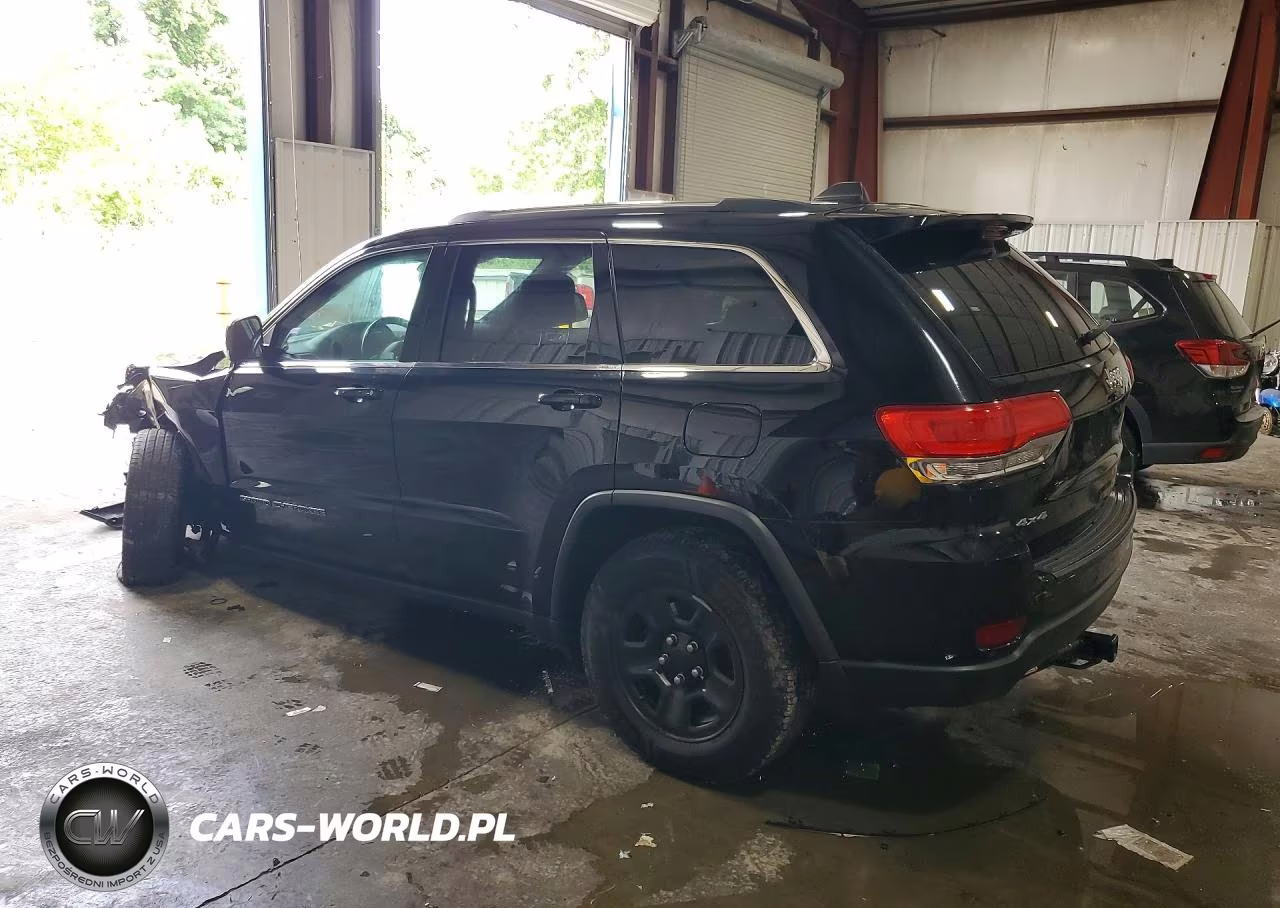 2017 Jeep Grand Cherokee Laredo VIN:1C4RJFAG9HC842932 - 2