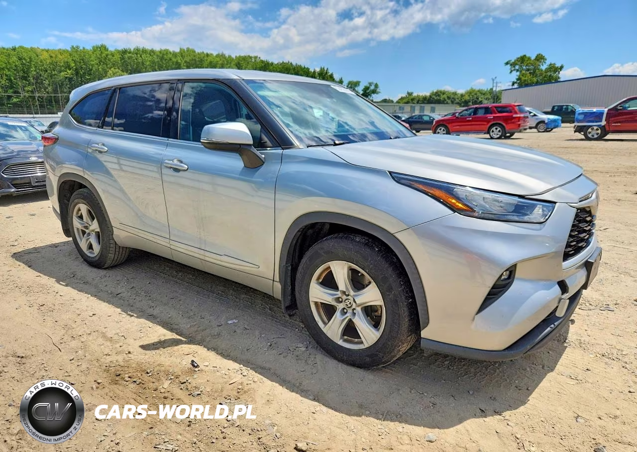 2020 Toyota Highlander Le VIN:5TDBZRBHXLS015693 - 4