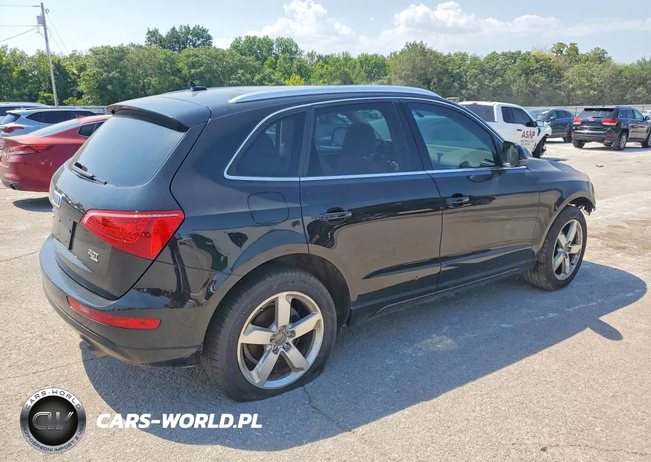 2011 Audi Q5 2.0T Premium VIN:WA1LFAFP6BA110726 - 3