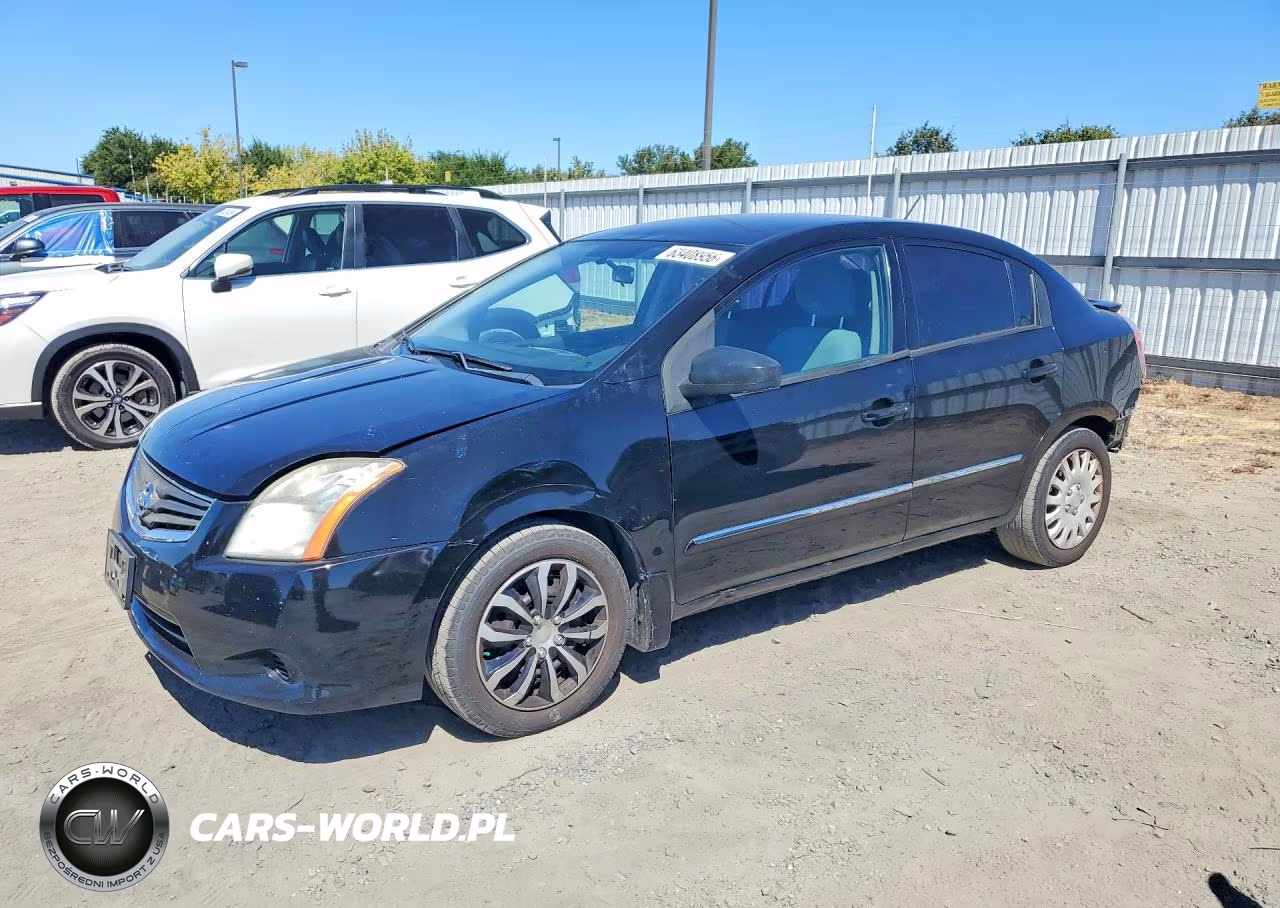 2012 Nissan Sentra 2.0 – zdjęcie 1 z 13