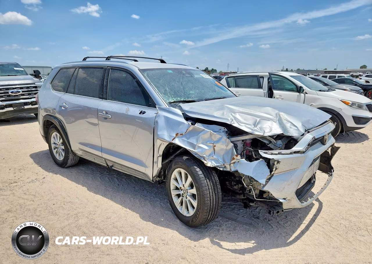 2024 Toyota Grand Highlander Xle VIN:5TDAAAA59RS000624 - 4