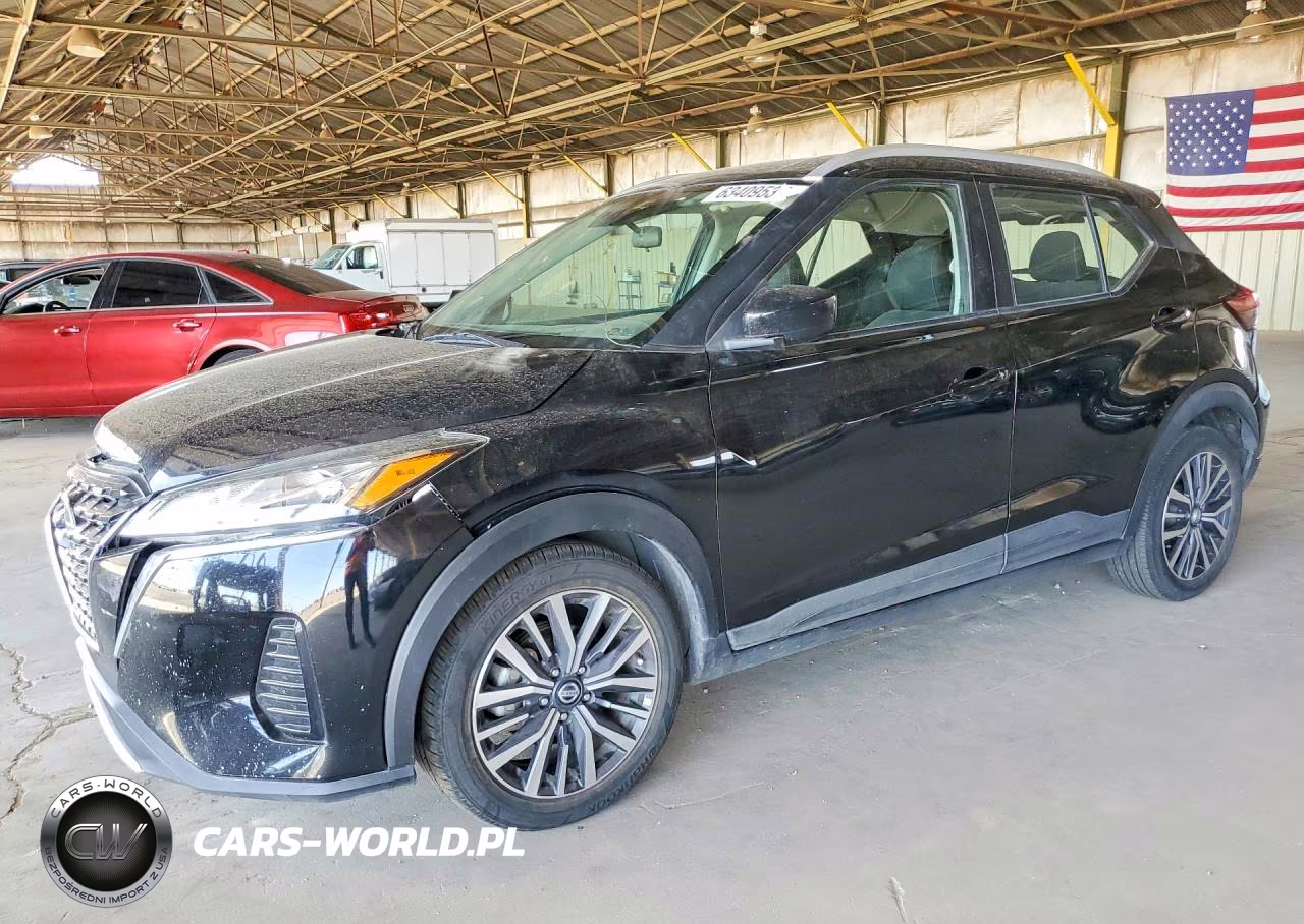 2021 Nissan Kicks Sv