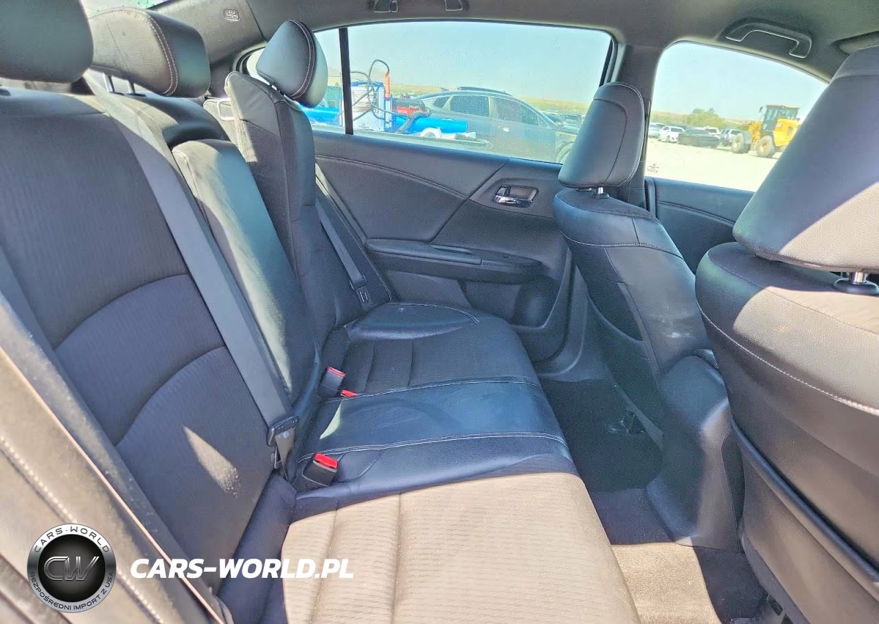 2017 Honda Accord Sport VIN:1HGCR2F57HA261702 - 10